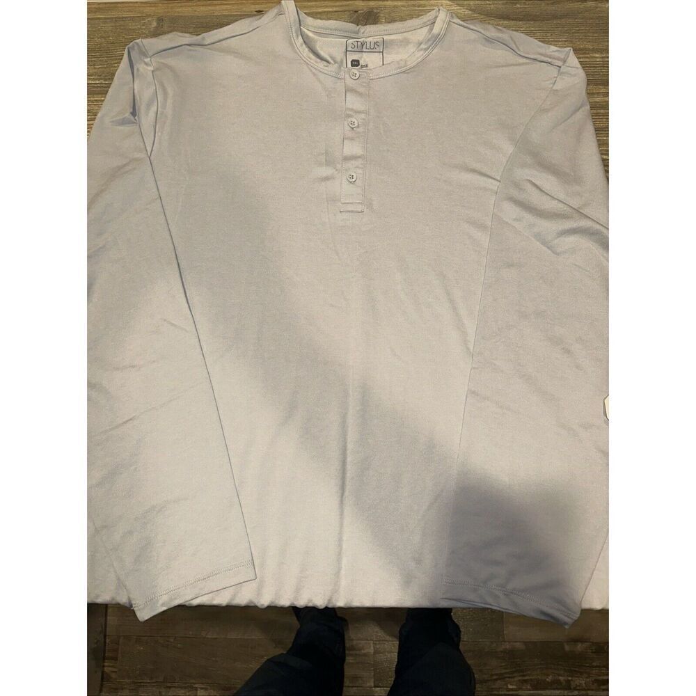 Stylus Microchip Gray Henley Long Sleeve Shirt Men's Size 2XL. NWT. 10
